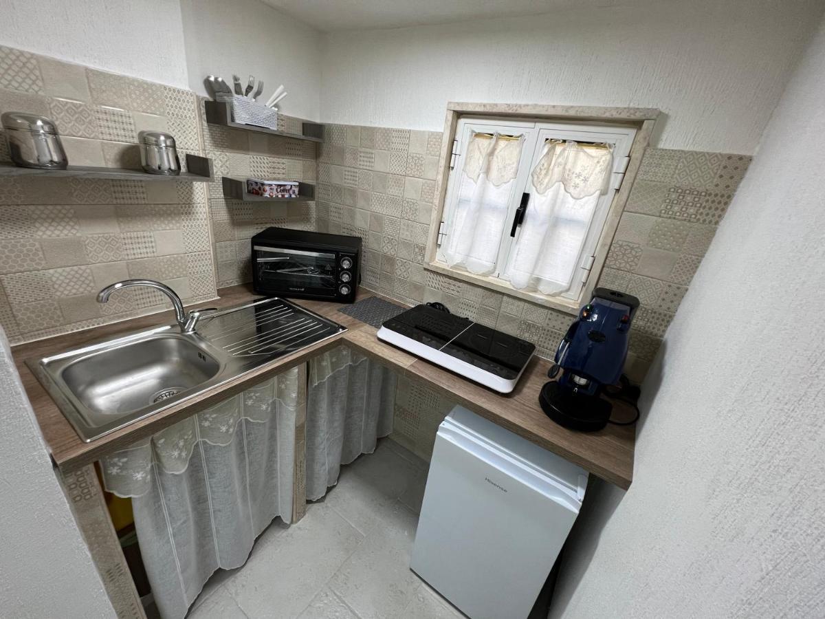 Suite Cavour Luxury Home Taranto Ngoại thất bức ảnh