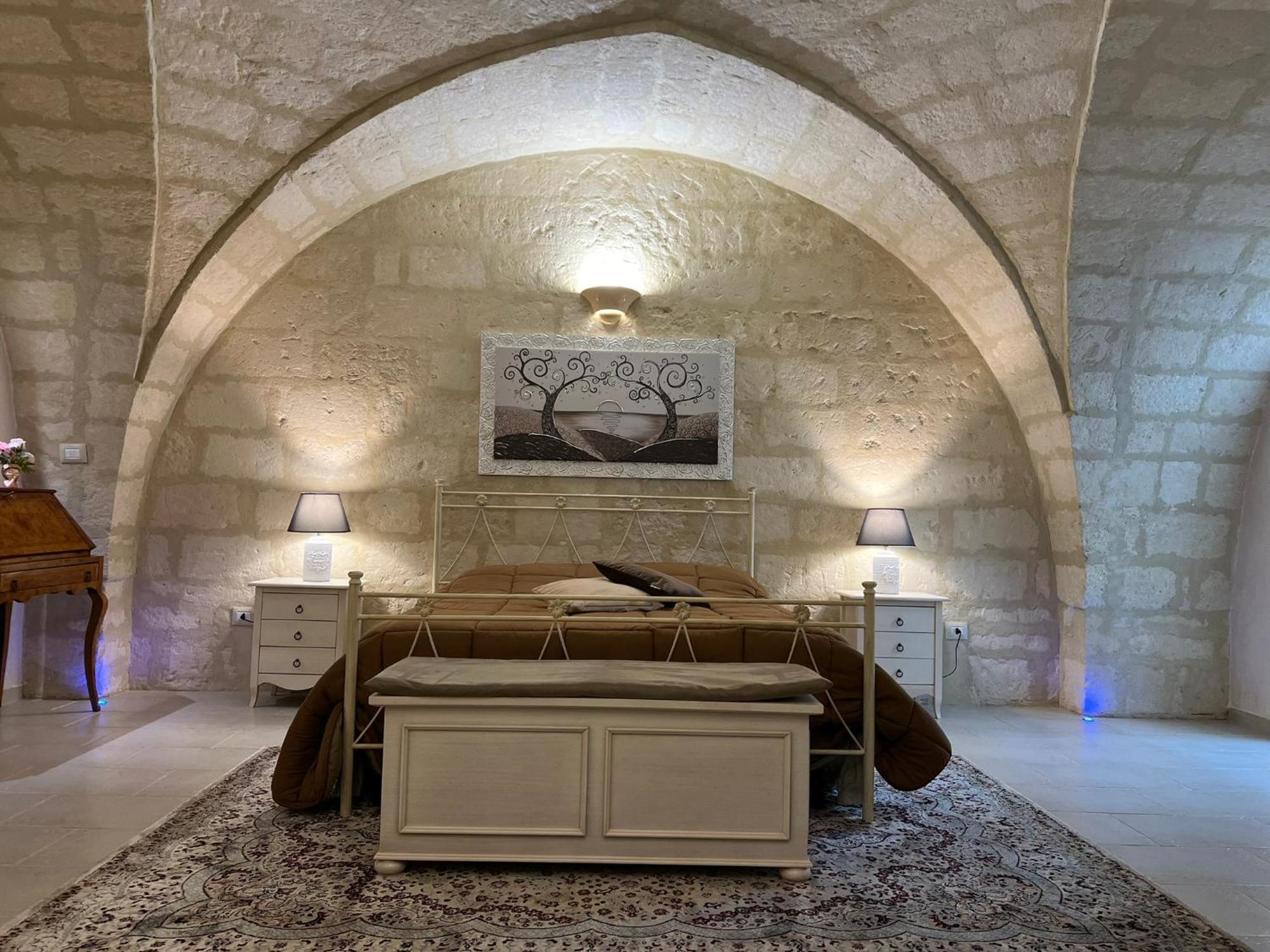 Suite Cavour Luxury Home Taranto Ngoại thất bức ảnh