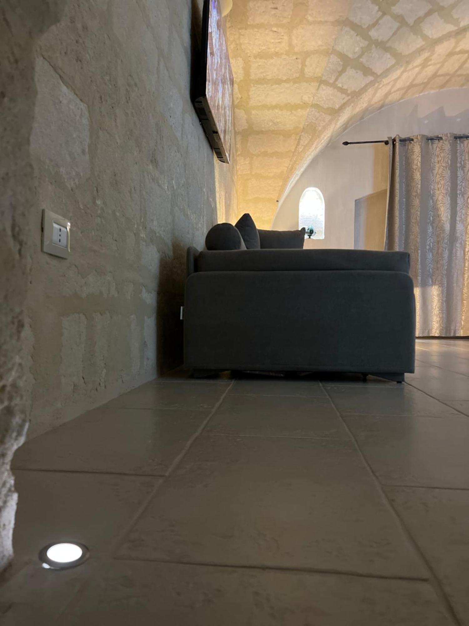 Suite Cavour Luxury Home Taranto Ngoại thất bức ảnh