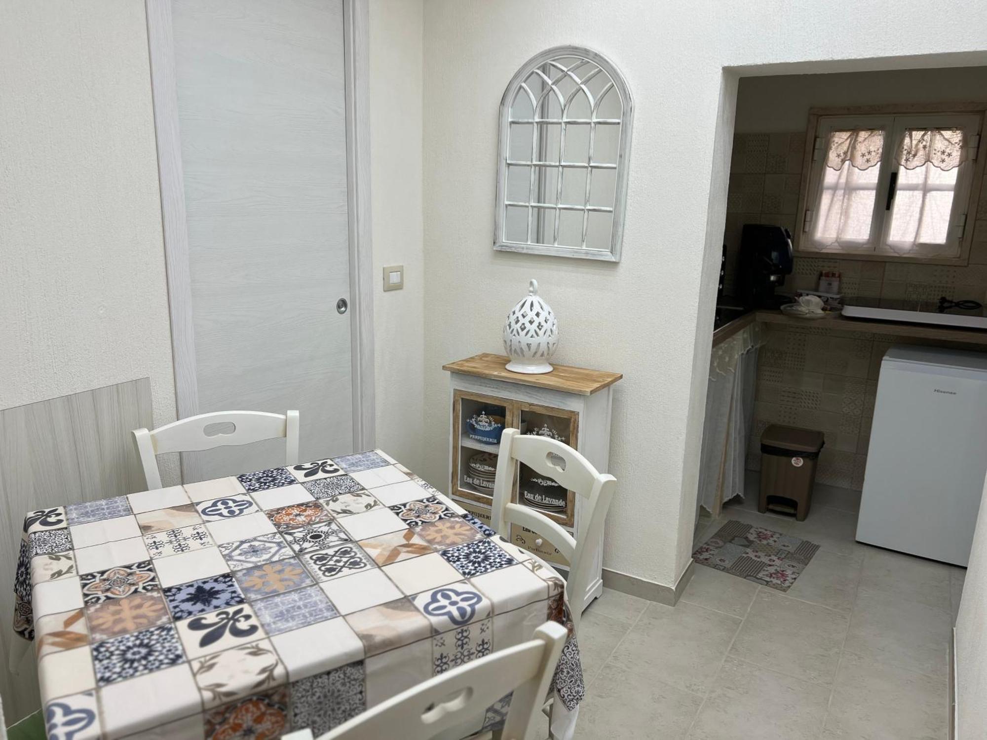Suite Cavour Luxury Home Taranto Ngoại thất bức ảnh